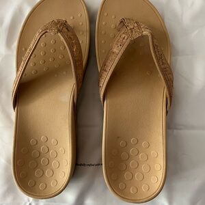 Vionic Tan Women's Sandals- EUC
